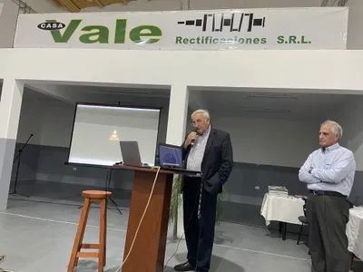 Equipo de Casa Vale en una capacitación técnica (13)