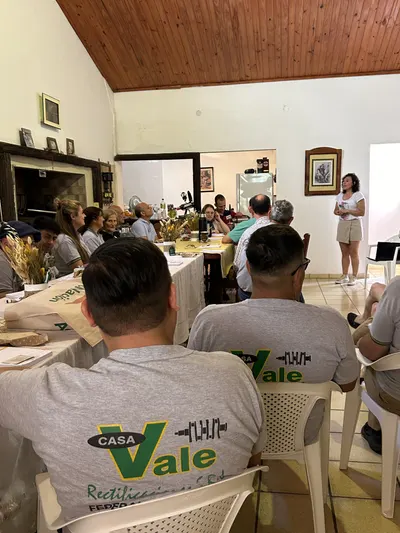 Equipo de Casa Vale en una capacitación técnica (49)